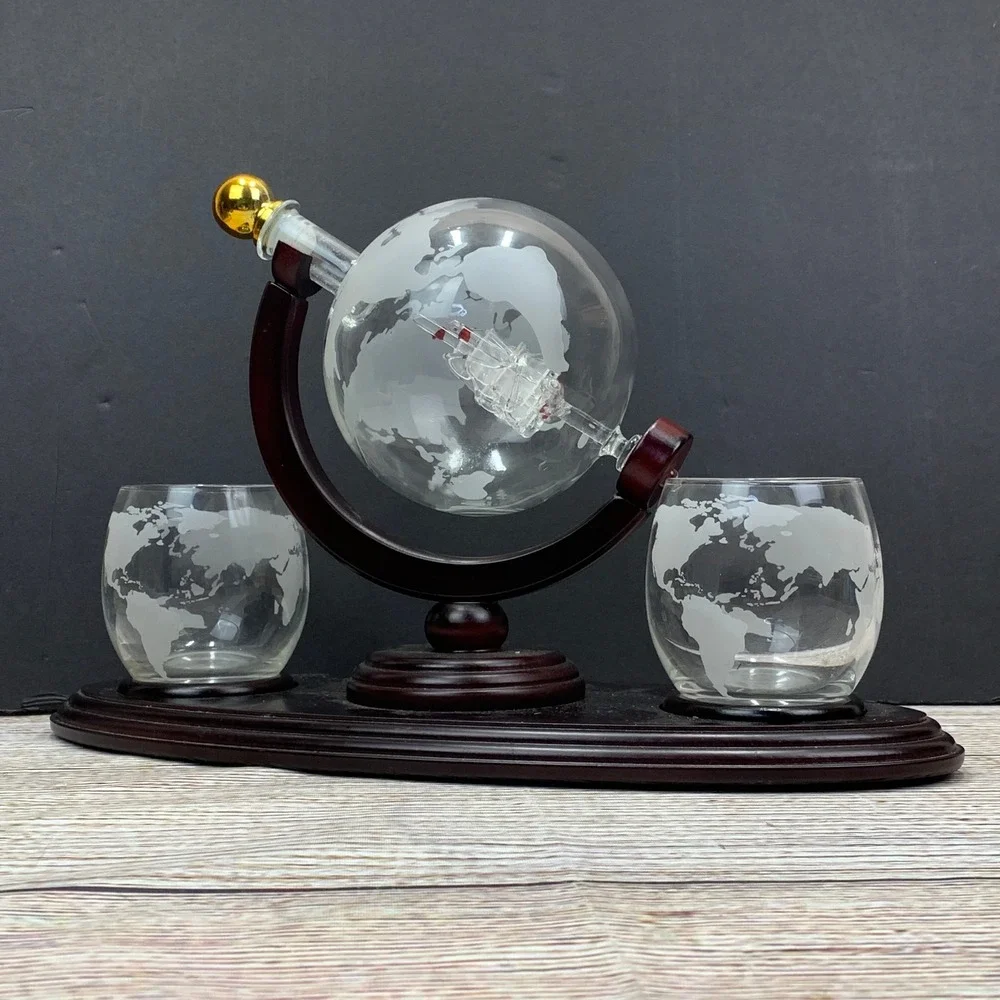 Globe Decanter Set Ship Inside 2 Etched World Map‎ Glasses Wooden Base